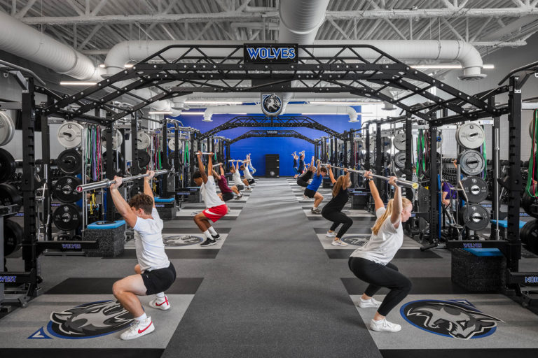 Weightroom with students working out